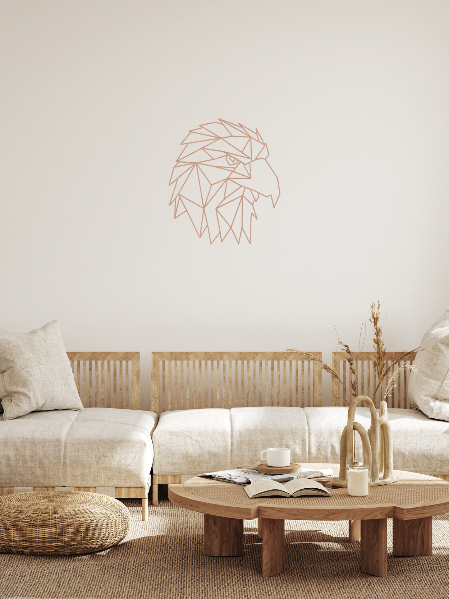 Geometrische arend in hout als muurdecoratie