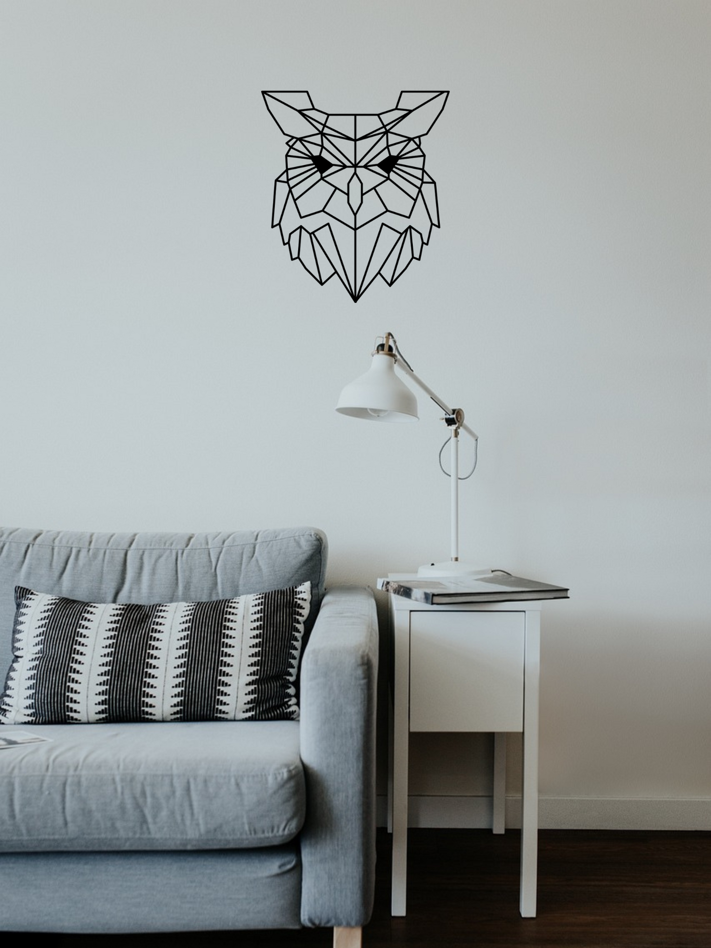 Houten geometrische zwarte uil
