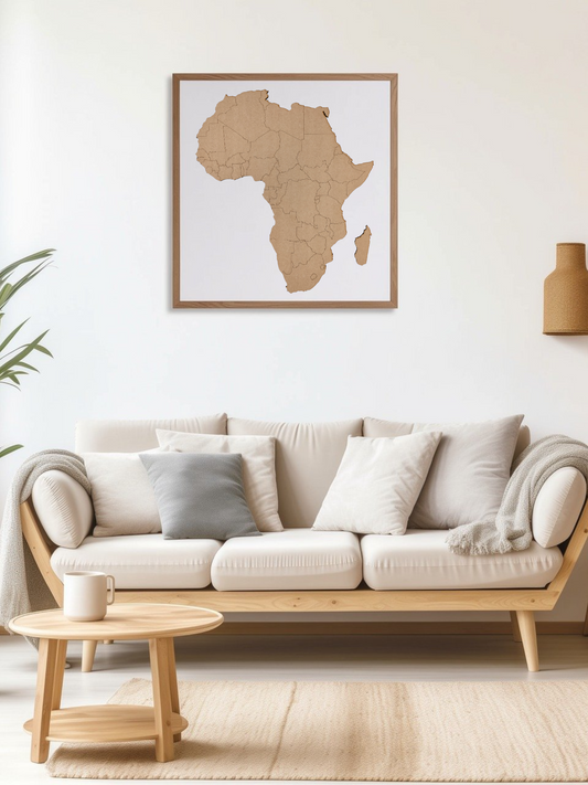 Een houten kaart van Afrika in hout in jouw kamer als muurdecoratie.